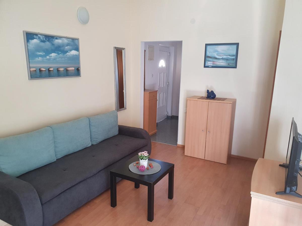 Apartmani Strigo メドゥリン エクステリア 写真