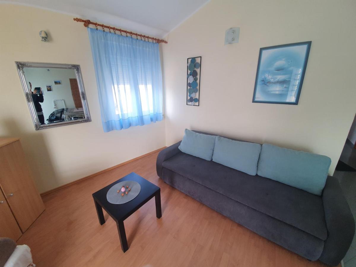 Apartmani Strigo メドゥリン エクステリア 写真
